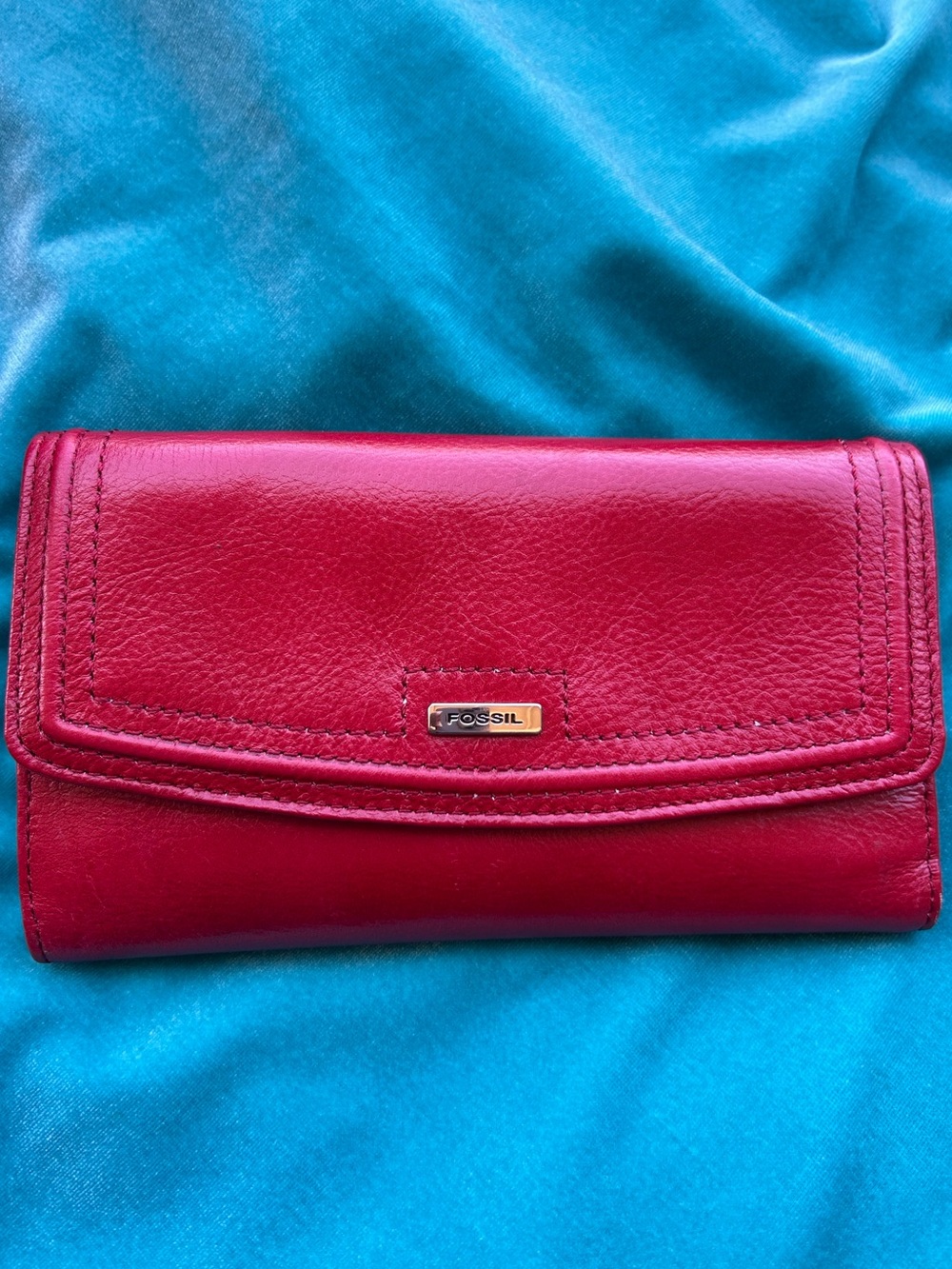Fossil Women's Red Leather TriFold Wallet with Check book flap.